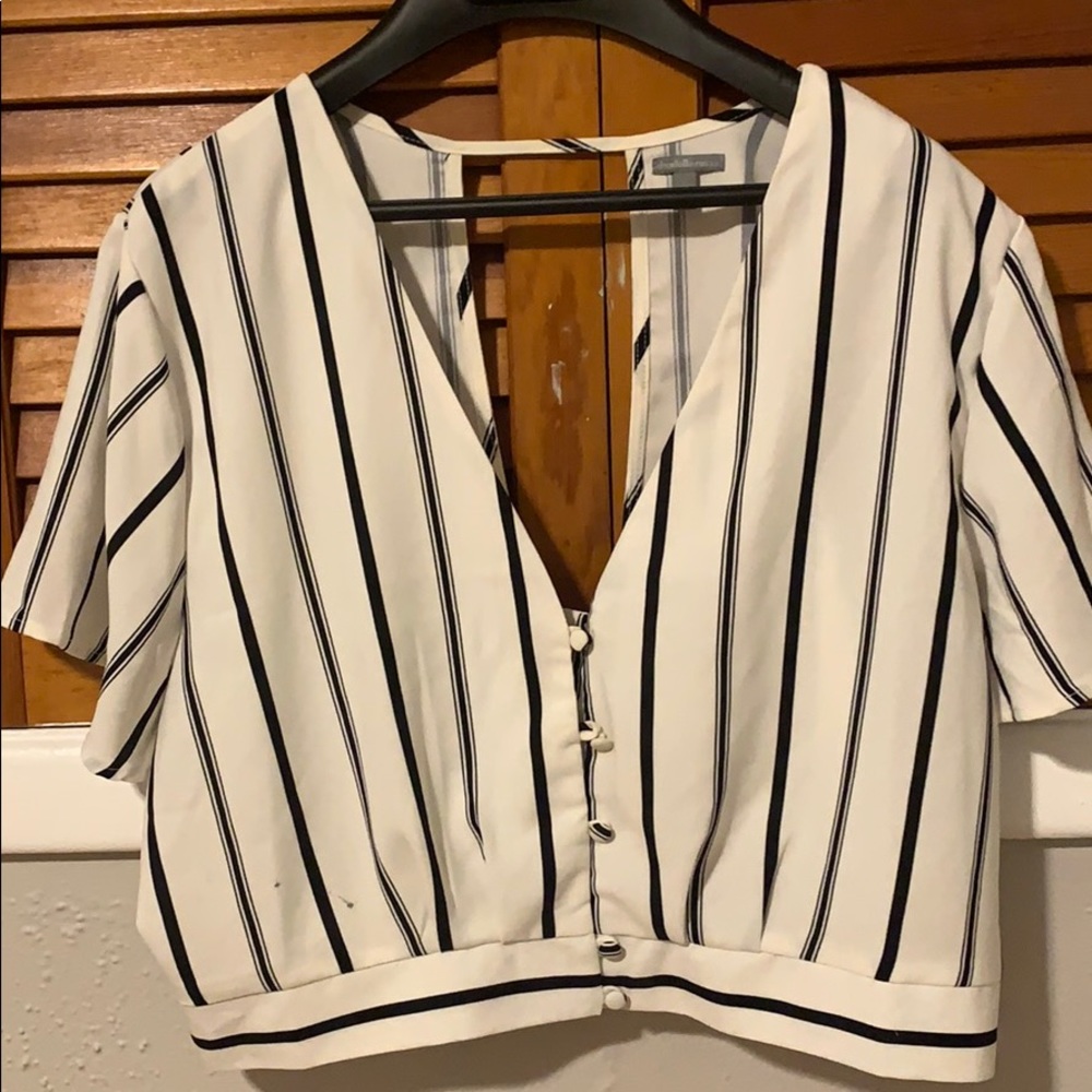 Striped | Button Down | Crop Top | Size: XL